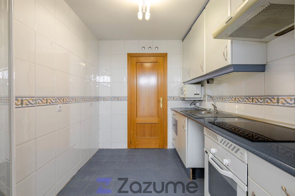 Cocina de Piso de alquiler en  Madrid Capital con Aire acondicionado, Calefacción y Parquet