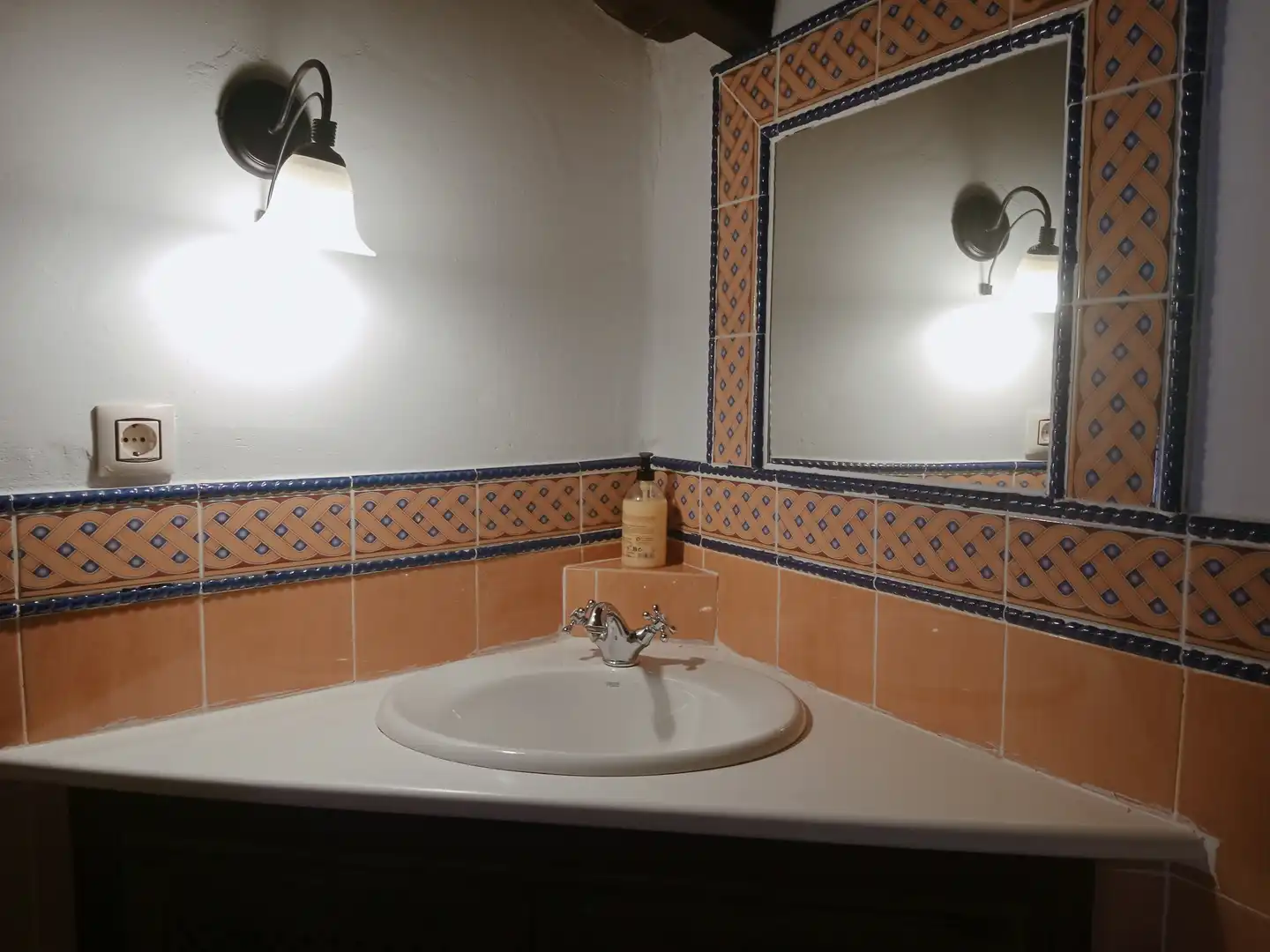 Baño de Finca rústica en venta en Casas del Castañar con Aire acondicionado, Calefacción y Amueblado