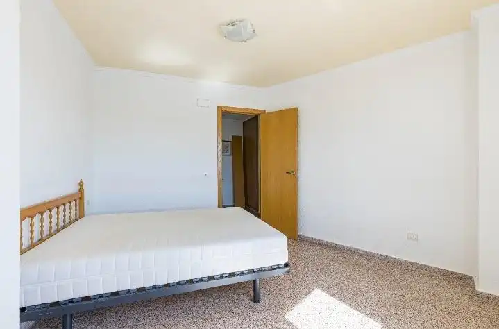 Habitación de Apartamento en venta en Torrevieja con Terraza y Amueblado