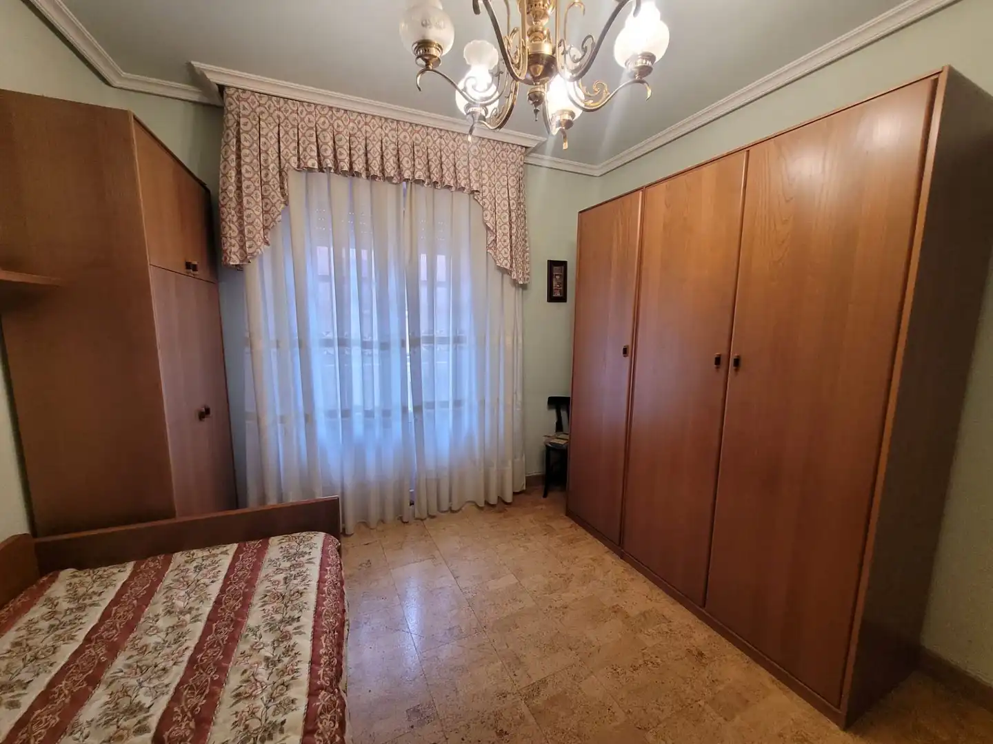 Habitación de Finca rústica en venta en Alberite con Aire acondicionado, Calefacción y Terraza