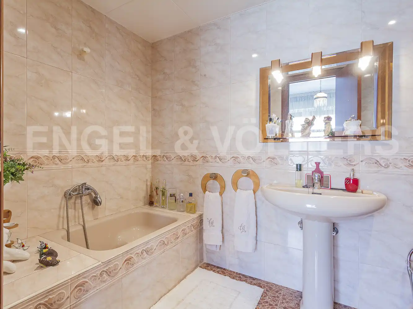 Baño de Piso en venta en Barcelona con Calefacción