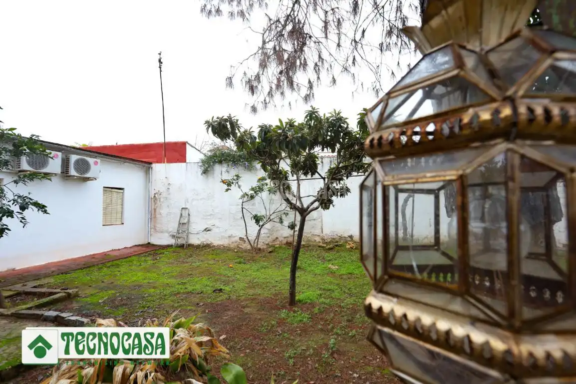 Garden of Detached homes for sale in Córdoba