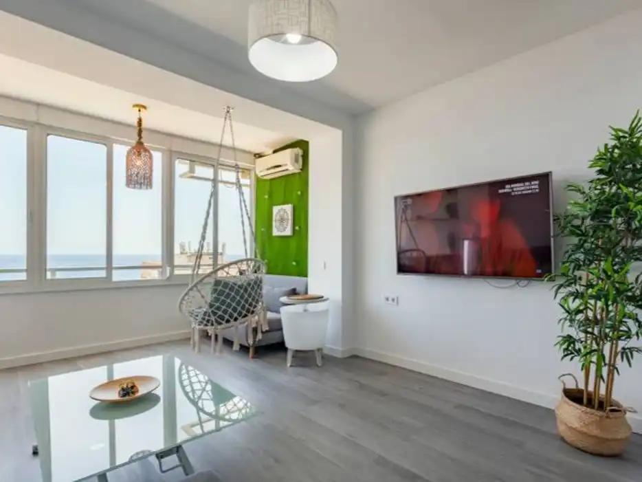 Wohnzimmer von Wohnung zur Miete in Roquetas de Mar mit Klimaanlage und Balkon