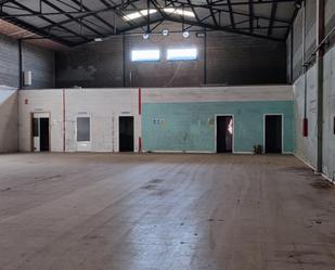 Industrial buildings to rent in Centro