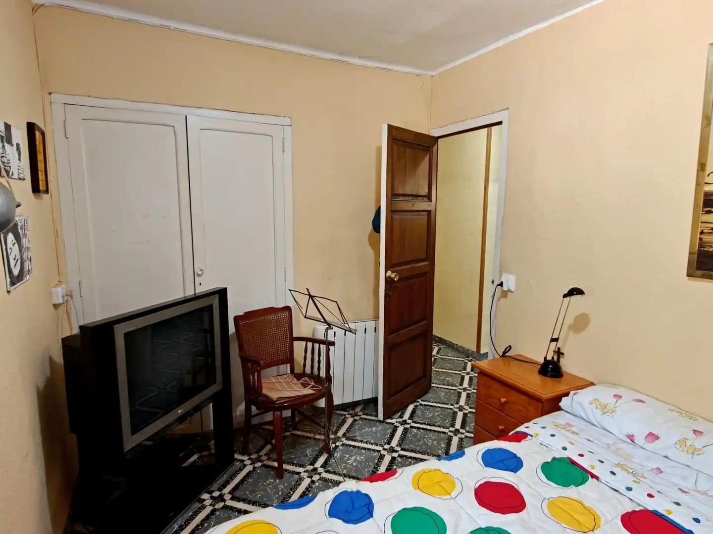 Dormitori de Casa o xalet en venda en Buñol amb Terrassa, Traster i Moblat