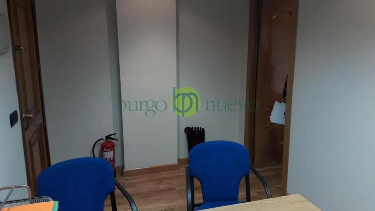 Local comercial en venda a Calle Gran Via De San Marcos 23 3º 23n 24001 Leon, imagen 5