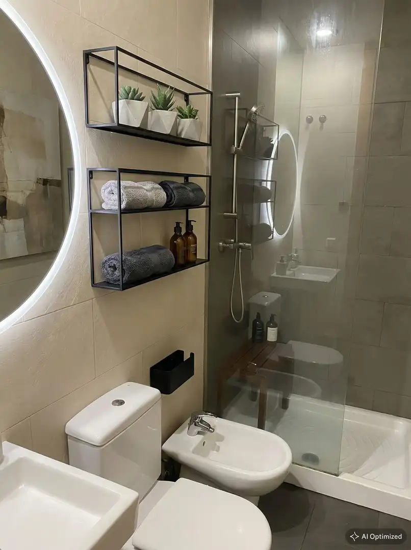 Bathroom of Flat for sale in Madrid  with Heating, Terrace and Balcony