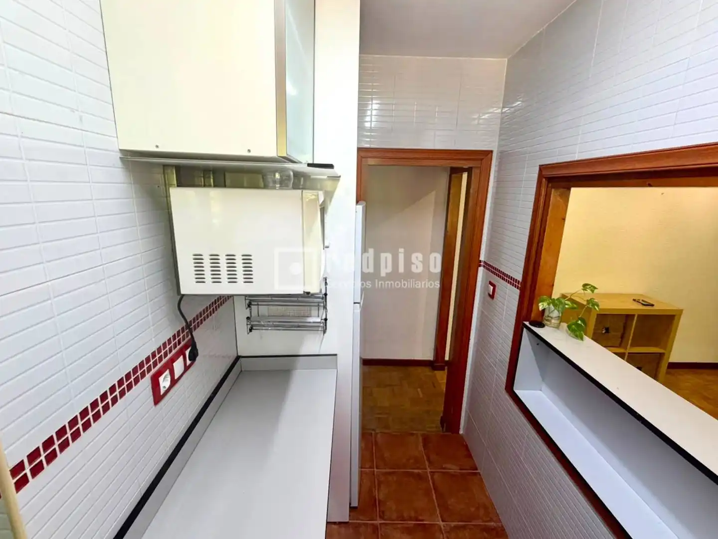Cuina de Pis de lloguer en Madrid amb Calefacció, Parquet i Moblat
