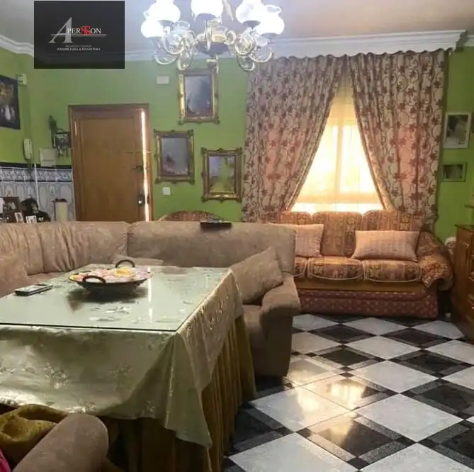 Casa adosada en venta en Écija