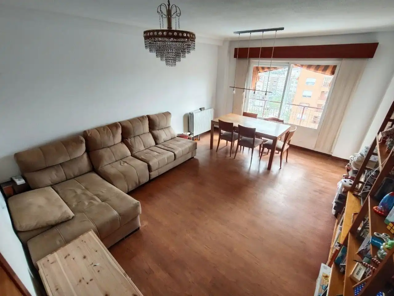 Flat with pool for sale in C/ Elda 5