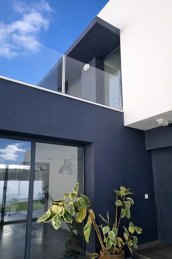 Vista exterior de Dúplex en venda en La Oliva amb Jardí privat, Traster i Piscina