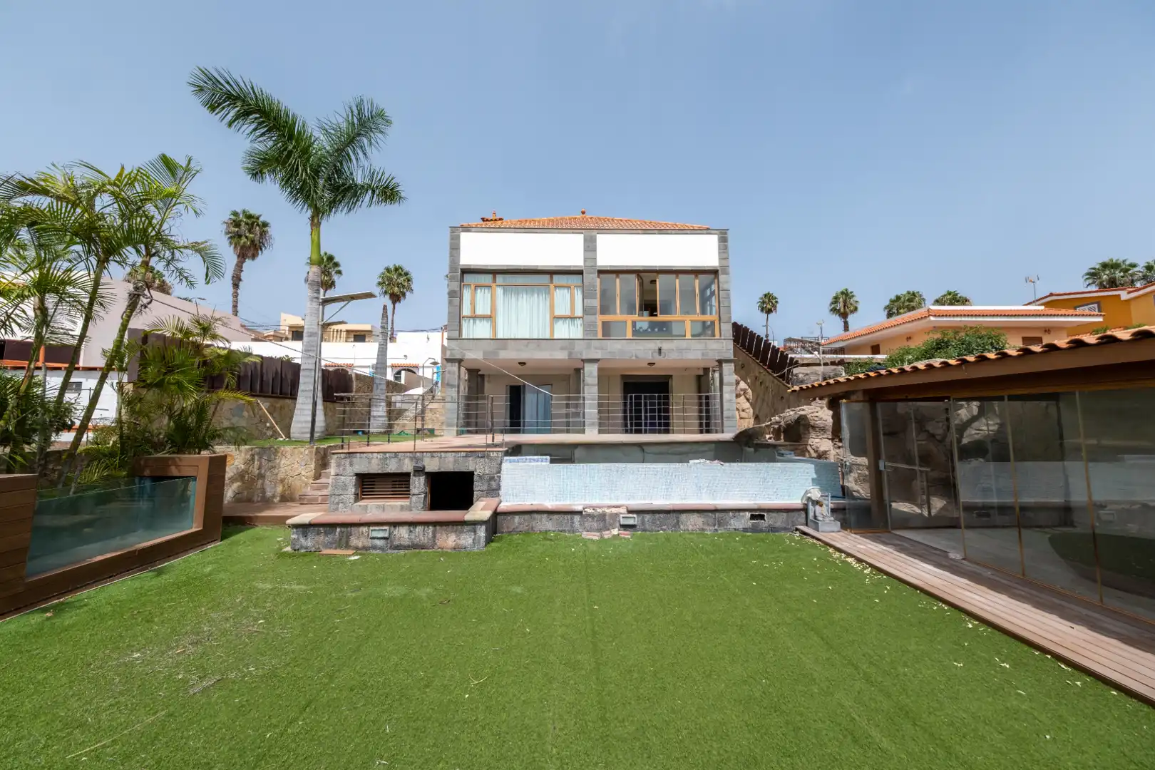 Villa con terrazza in vendita a Calle Escritor Secundino Delgado