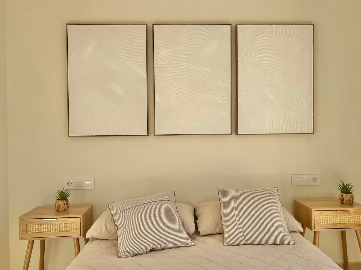 Bedroom of Apartments for sale in Málaga  with Air Conditioner, Heating and Furnished