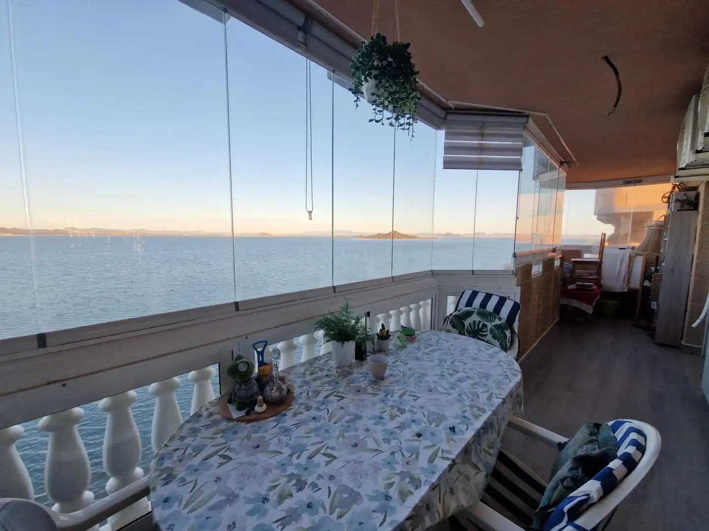 Terrassa de Àtic en venda en La Manga del Mar Menor amb Moblat i Piscina comunitària