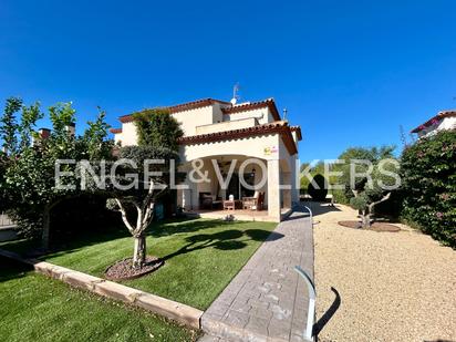 Exterior view of Single-family semi-detached for sale in Mont-roig del Camp  with Air Conditioner, Heating and Private garden