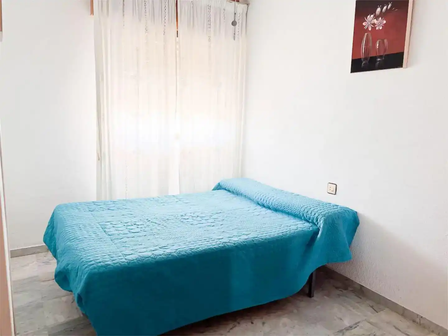 Schlafzimmer von Wohnungen zur Miete in Salobreña mit Schwimmbad und Balkon