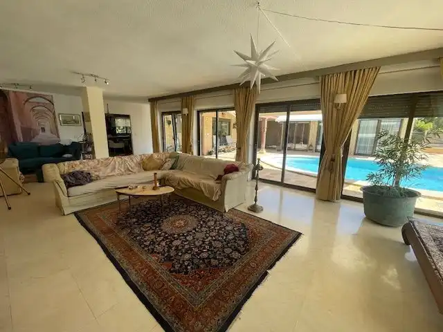 Casa con piscina en venta en Urbanizaciones, imagen 16