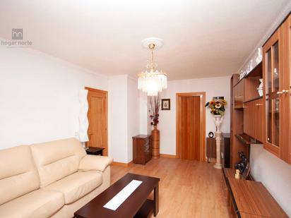 Living room of Flat for sale in San Sebastián de los Reyes  with Air Conditioner, Heating and Storage room