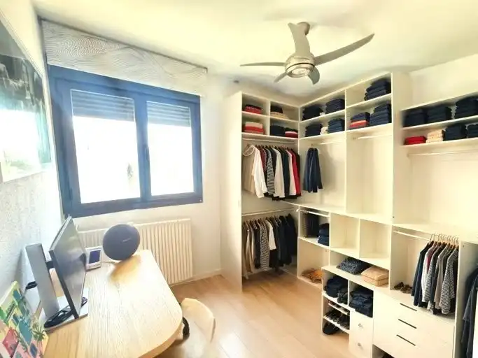 Bedroom of Flat for sale in Madrid  with Heating, Storage room and Community pool