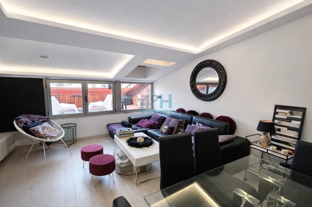 Sala d'estar de Dúplex de lloguer en Ourense Capital  amb Aire condicionat, Calefacció i Terrassa