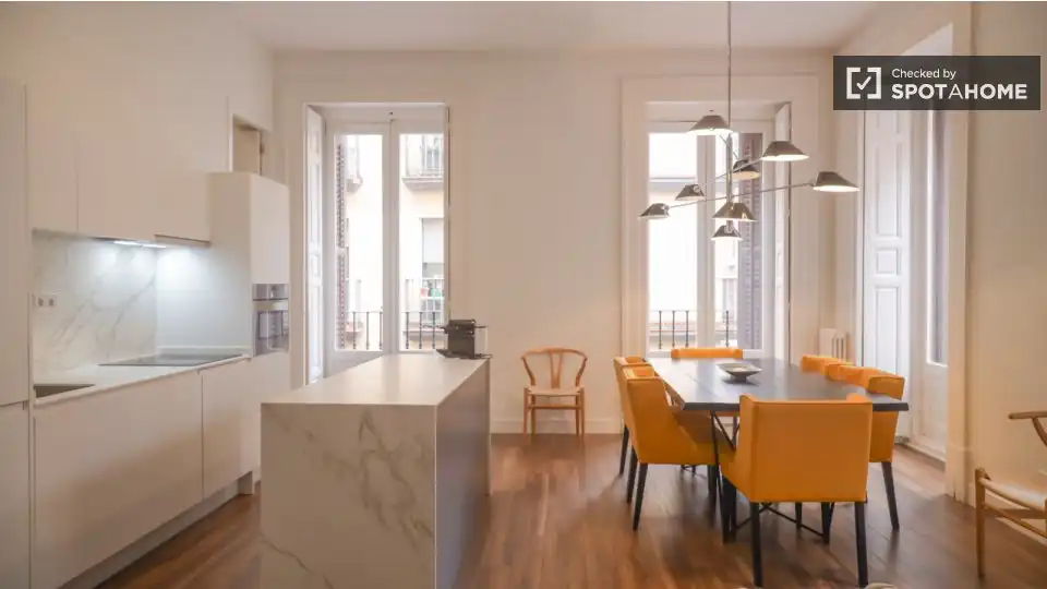 Habitación en Universidad - Malasaña