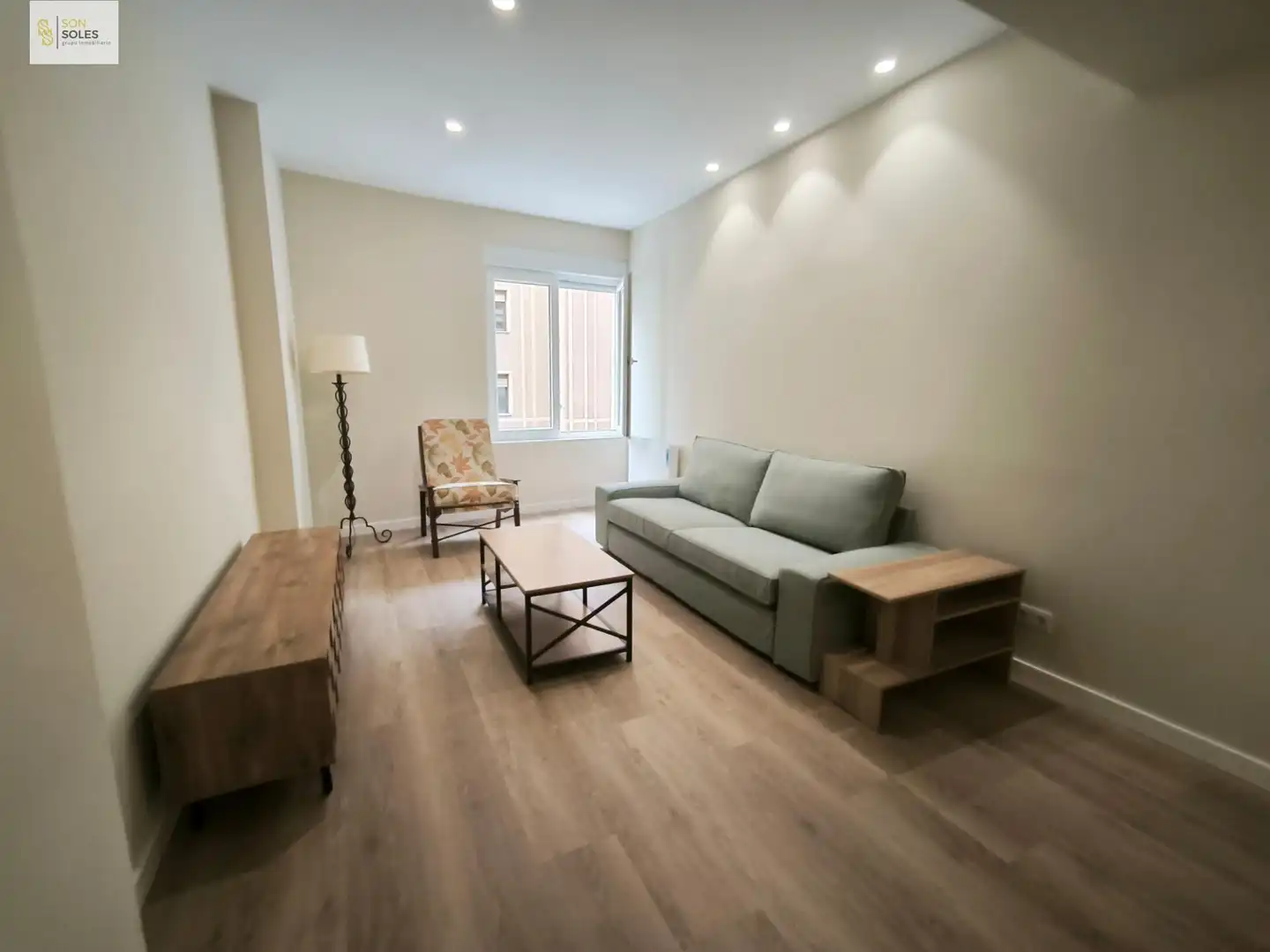 Sala de estar de Piso de alquiler en Santander con Calefacción y Amueblado