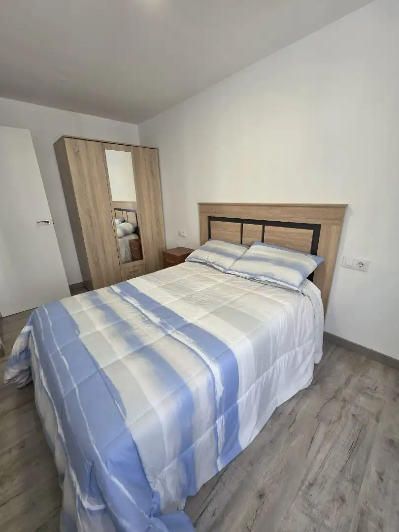 Bedroom of Flat for rent in Ferrol  with Air Conditioner, Heating and Furnished