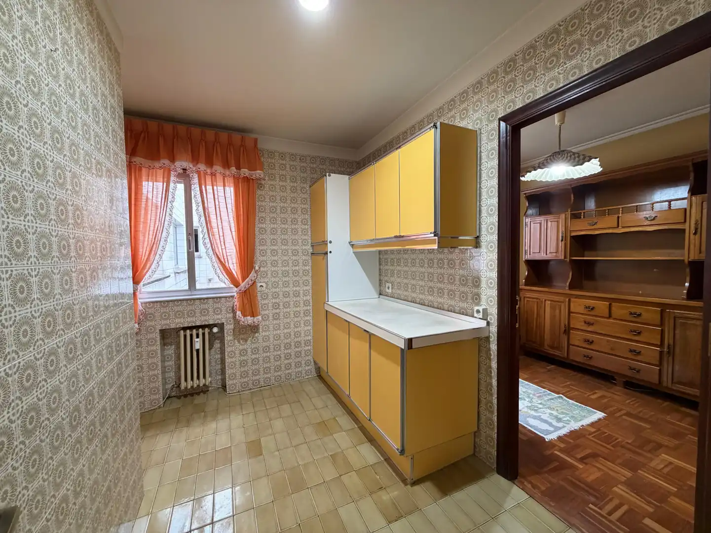 Cocina de Piso en venta en Avilés con Calefacción, Parquet y Terraza