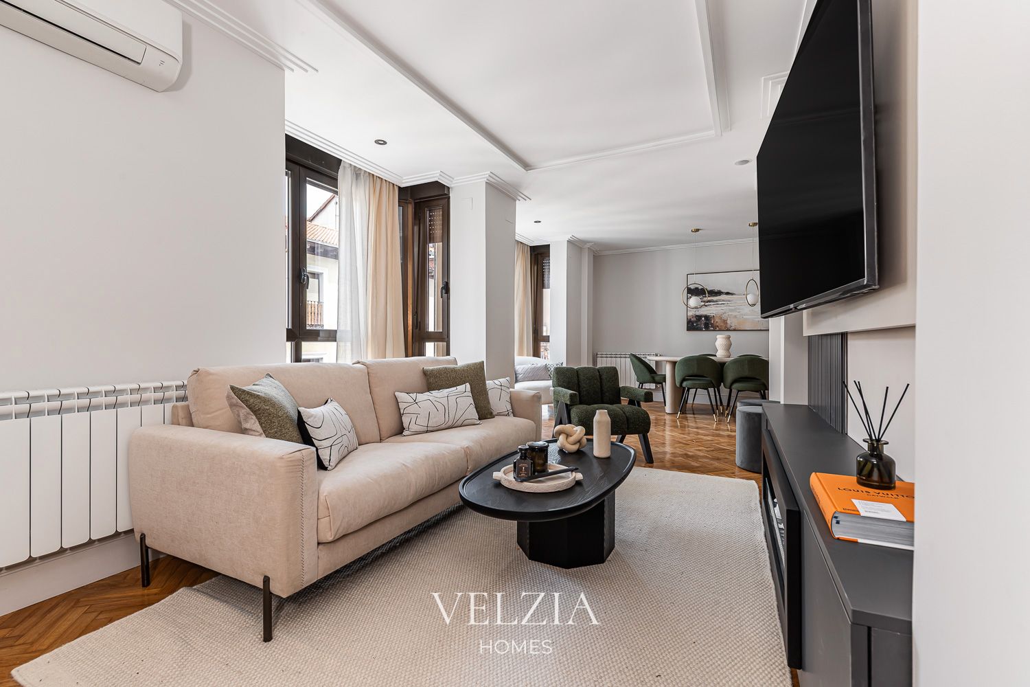 Living room of Duplex for sale in  Madrid Capital  with Air Conditioner, Heating and Terrace