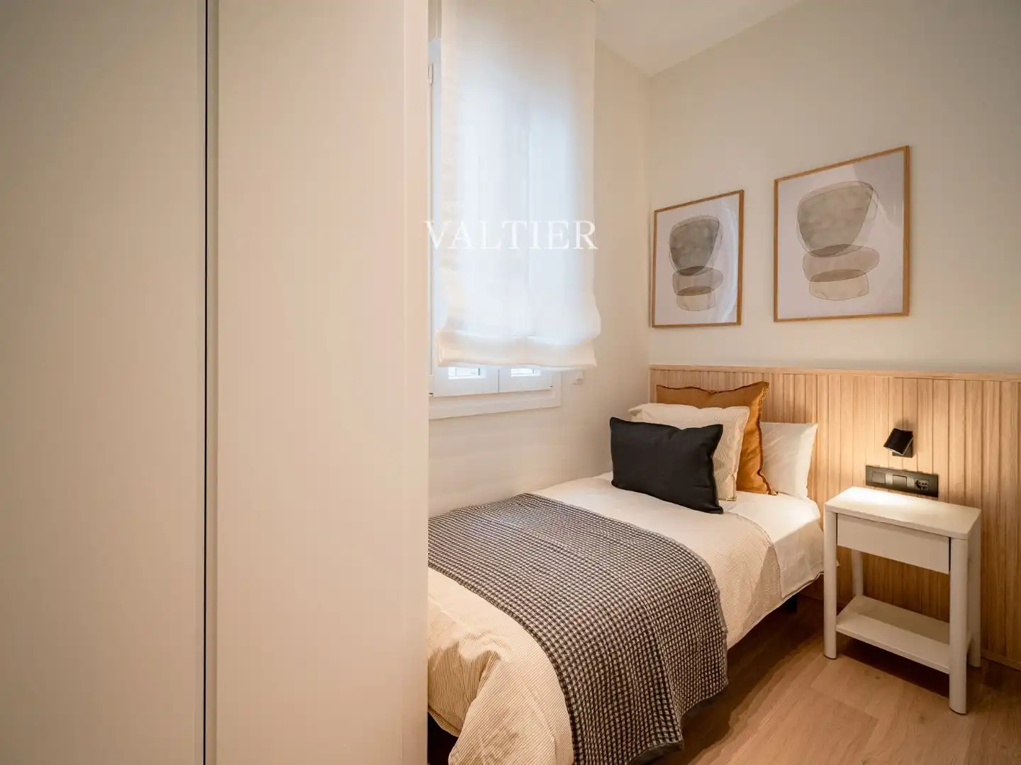 Schlafzimmer von Wohnung zur Miete in Madrid mit Klimaanlage, Heizung und Möbliert