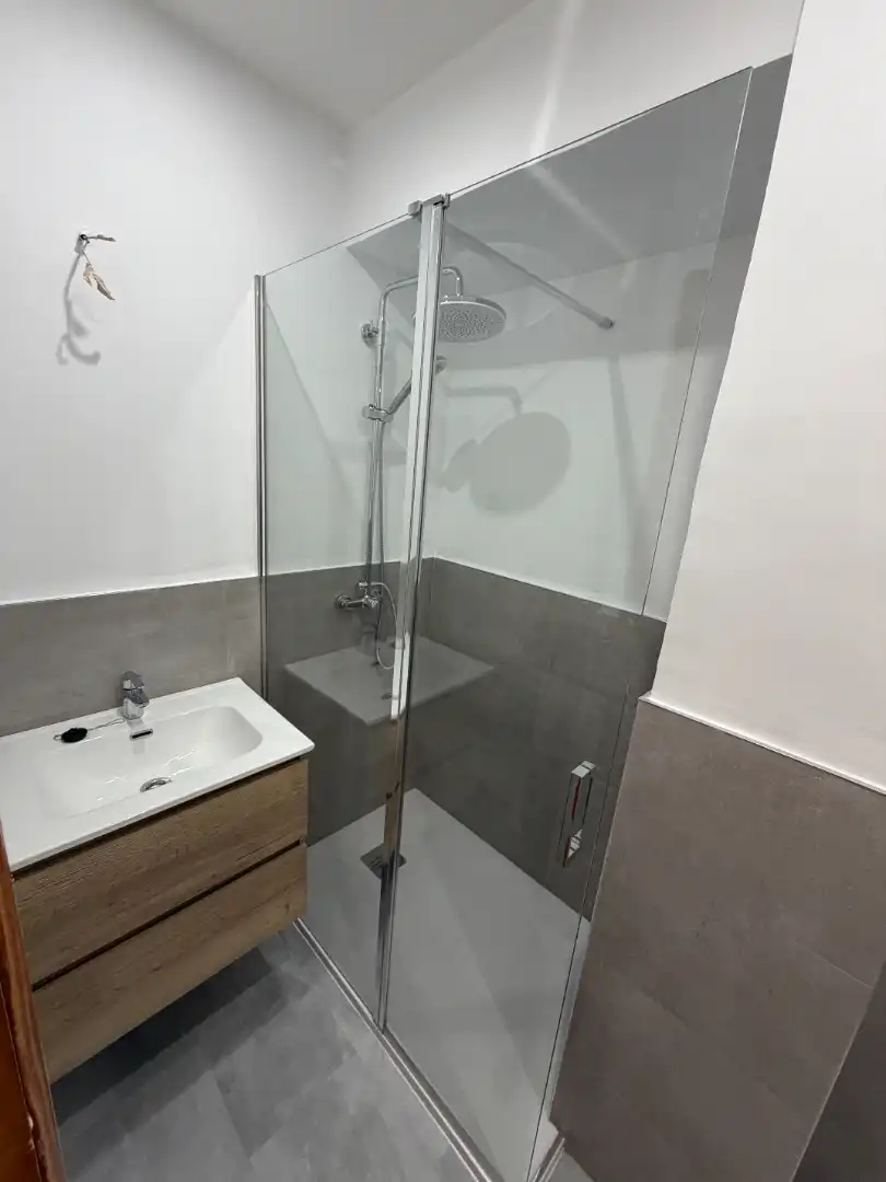 Bany de Pis en venda en Málaga amb Aire condicionat i Forn