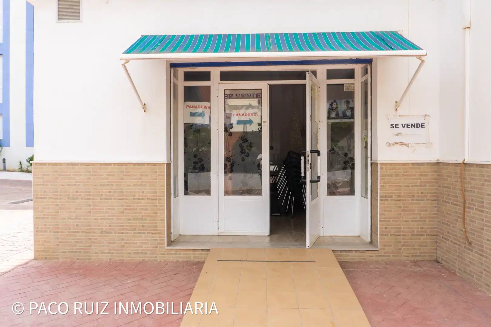 Local en venda en Almería amb Aire condicionat i Moblat