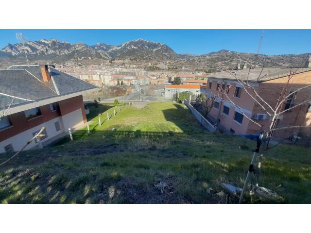 Terreno residencial en Venta en Urbanizacion Serra Casampons en Berga