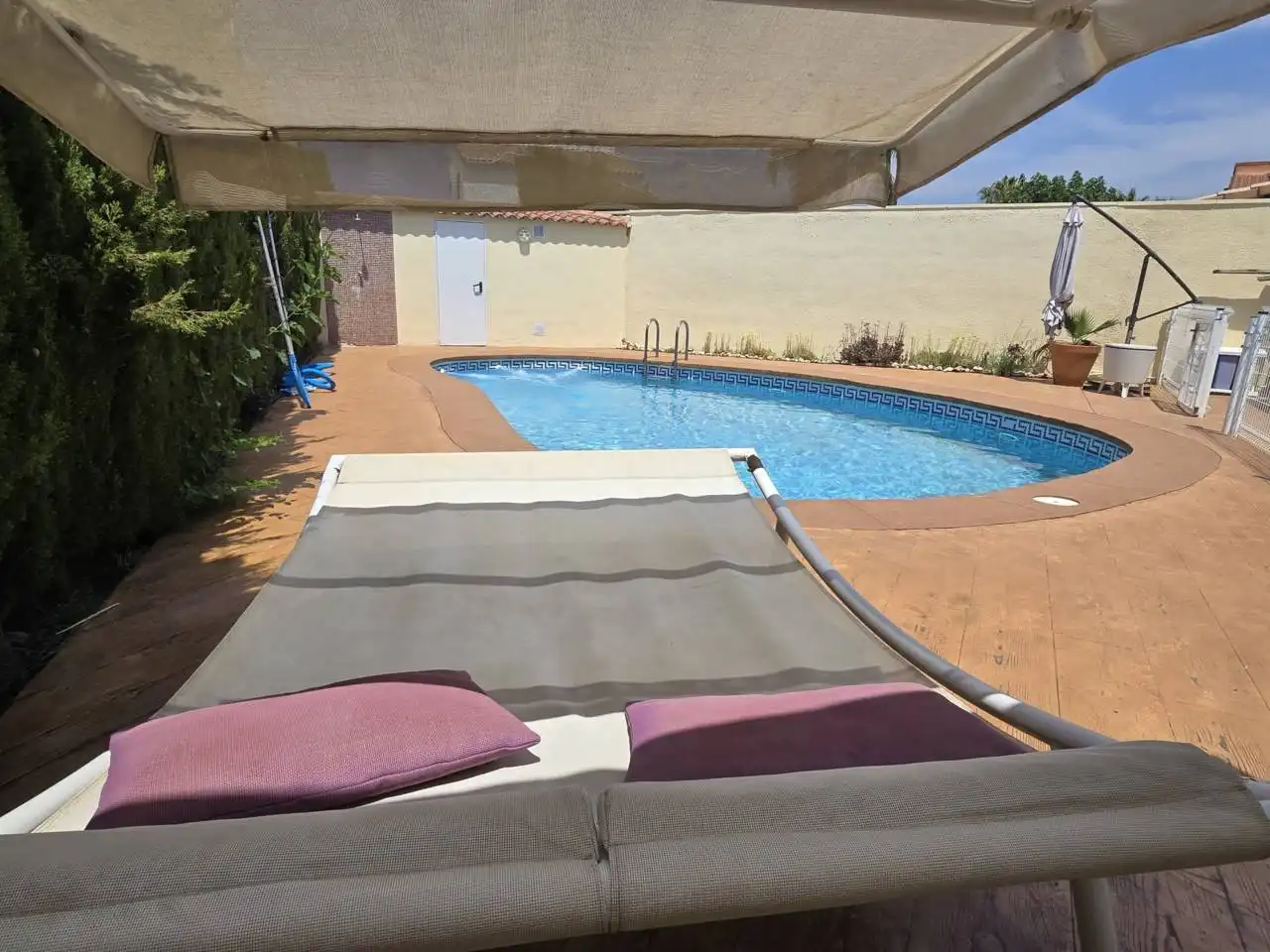 Swimming pool of Houses for rent in Riba-roja de Túria  with Air Conditioner, Heating and Private garden