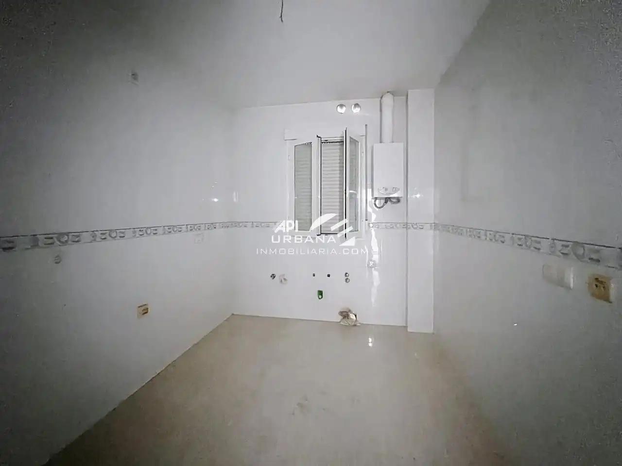 Habitación de Piso en venta en Lucena con Aire acondicionado y Trastero