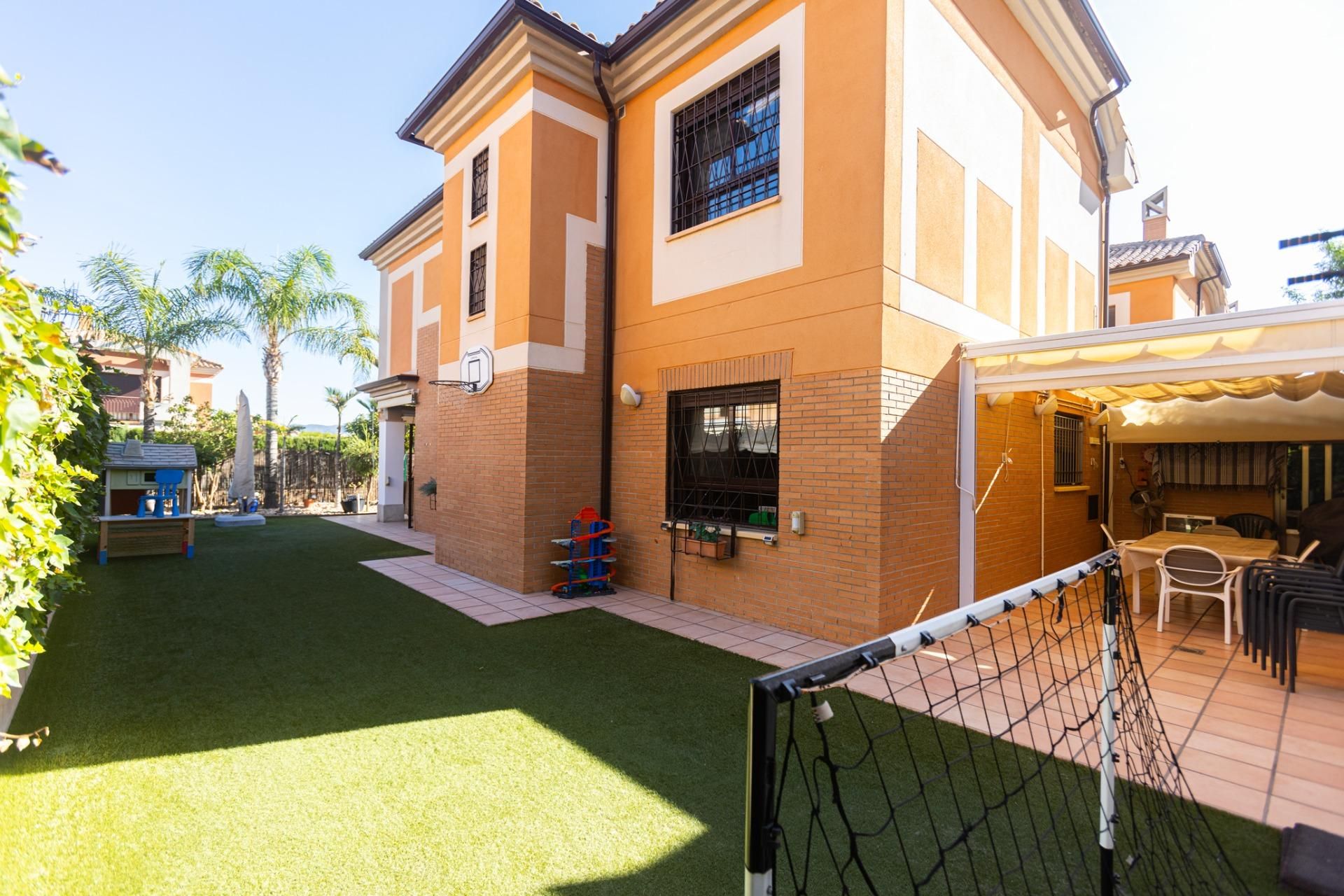 Exterior view of House or chalet for sale in  Murcia Capital  with Air Conditioner, Heating and Private garden