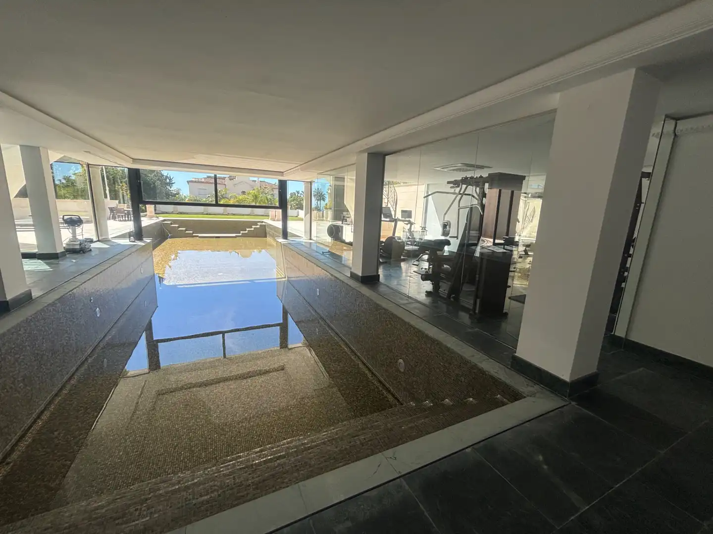 Chalet con terraza en venta en Lugar Urbanizacion Sierra Blanca 110, imagen 43