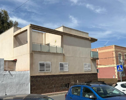 Vista exterior de Casa adosada en venda en Huércal de Almería