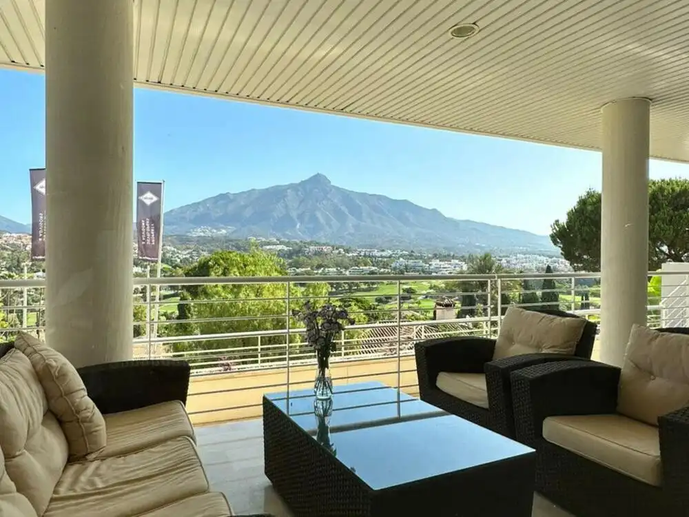 Rez-de-chaussée avec piscine à louer à Nueva Andalucía, imagen 9