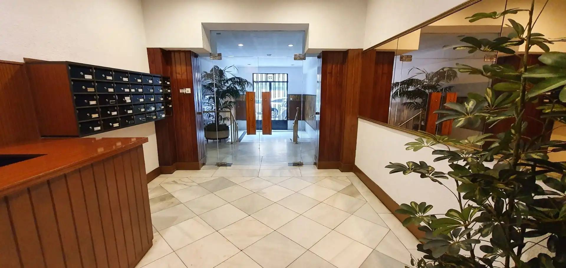 Gewerbefläche zum Verkauf in Calle de Ibiza 23, imagen 3