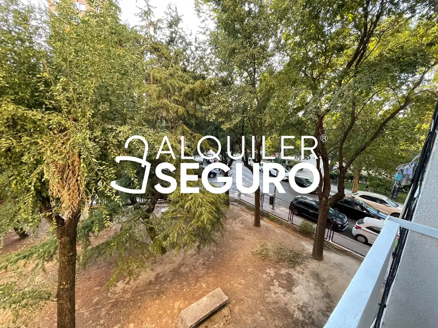 Vista exterior de Piso de alquiler en Madrid con Aire acondicionado, Calefacción y Amueblado