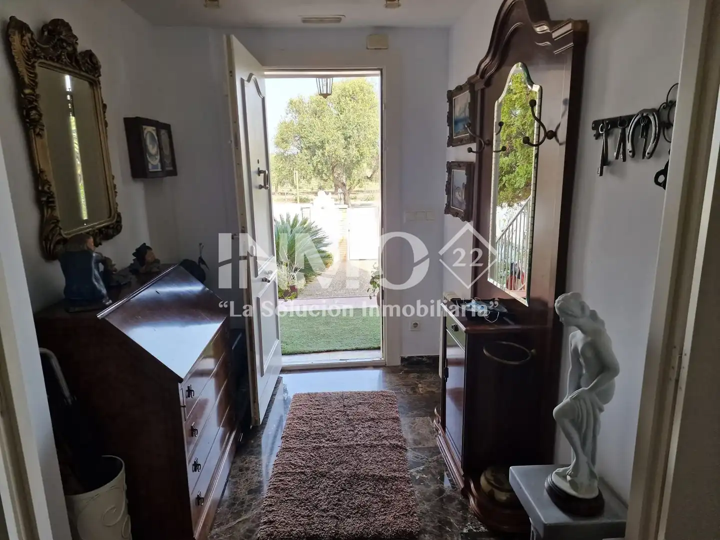 Detached house with pool for sale in Carrer Moscú, imagen 23