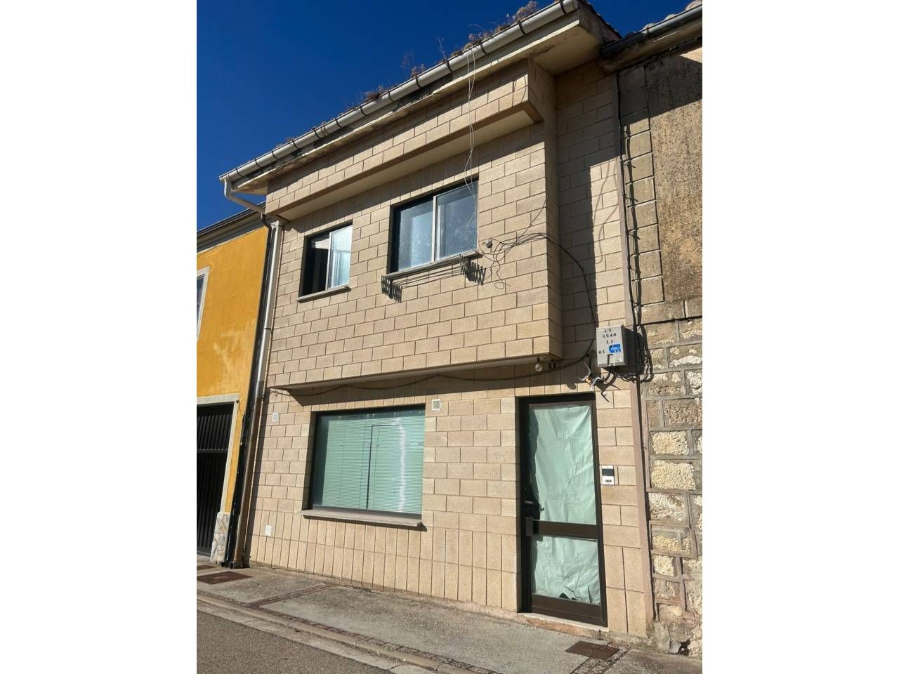 Vista exterior de Dúplex en venda en Ibeas de Juarros amb Calefacció i Traster