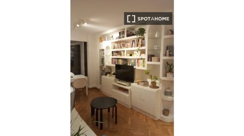 Foto 2 de Habitació a San Juan Bautista, Madrid Capital