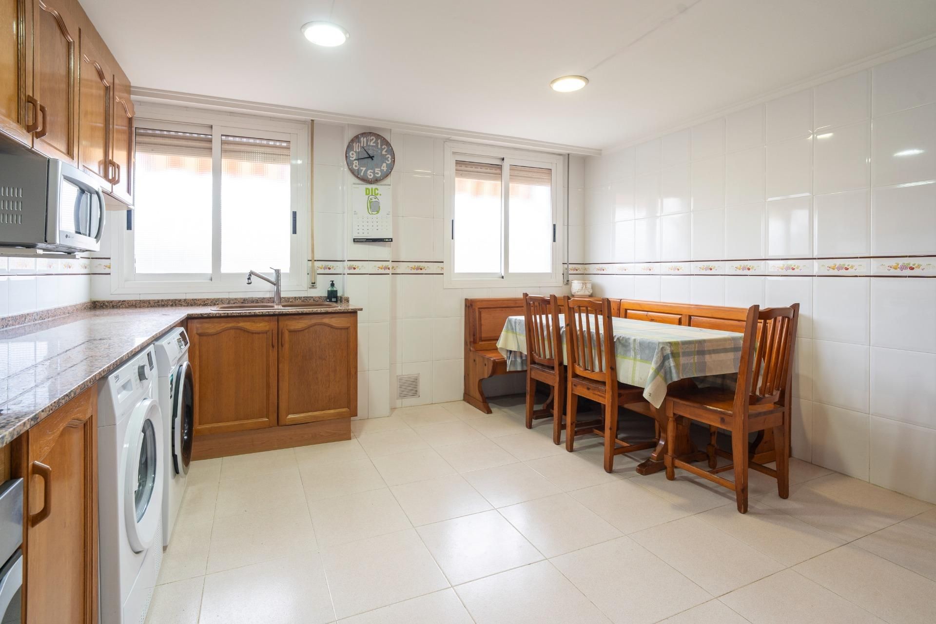 Kitchen of Flat for sale in Paiporta  with Air Conditioner
