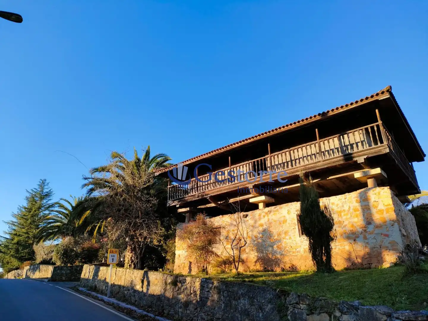 Vista exterior de Casa o chalet en venta en Llanera con Calefacción, Terraza y Trastero
