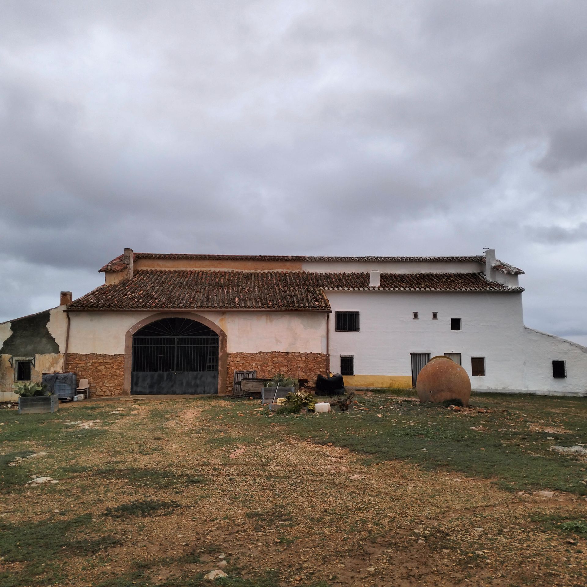 Vista exterior de Finca rústica en venda en El Bonillo amb Terrassa, Moblat i Forn