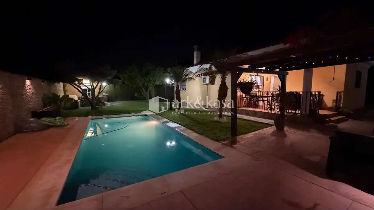 Garden of Houses for sale in Llíria  with Air Conditioner, Heating and Private garden