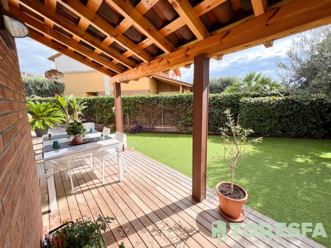 Terrassa de Casa adosada en venda en La Garriga amb Calefacció, Jardí privat i Terrassa