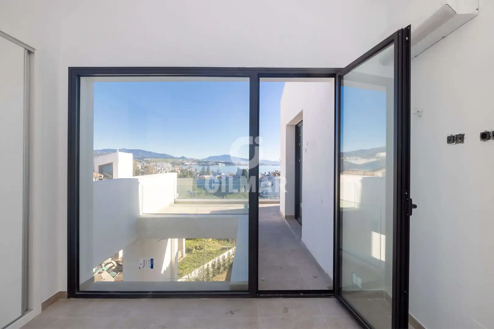 Casa a schiera con piscina in vendita a Playa Bahía Dorada, imagen 13